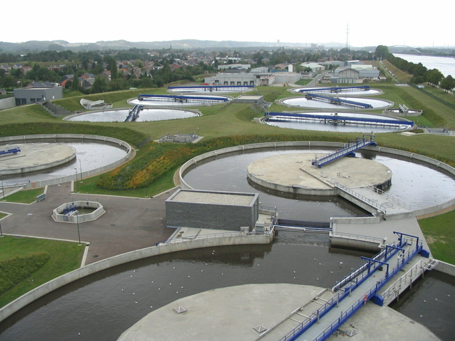 Station d'épuration des eaux usées de Oupeye, en Belgique.